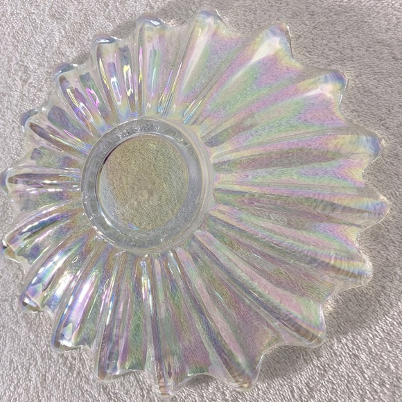 Vintage Federal Glass Iridescent Petal Plate Sunburst Plate Glass Art - Picture 6 of 9